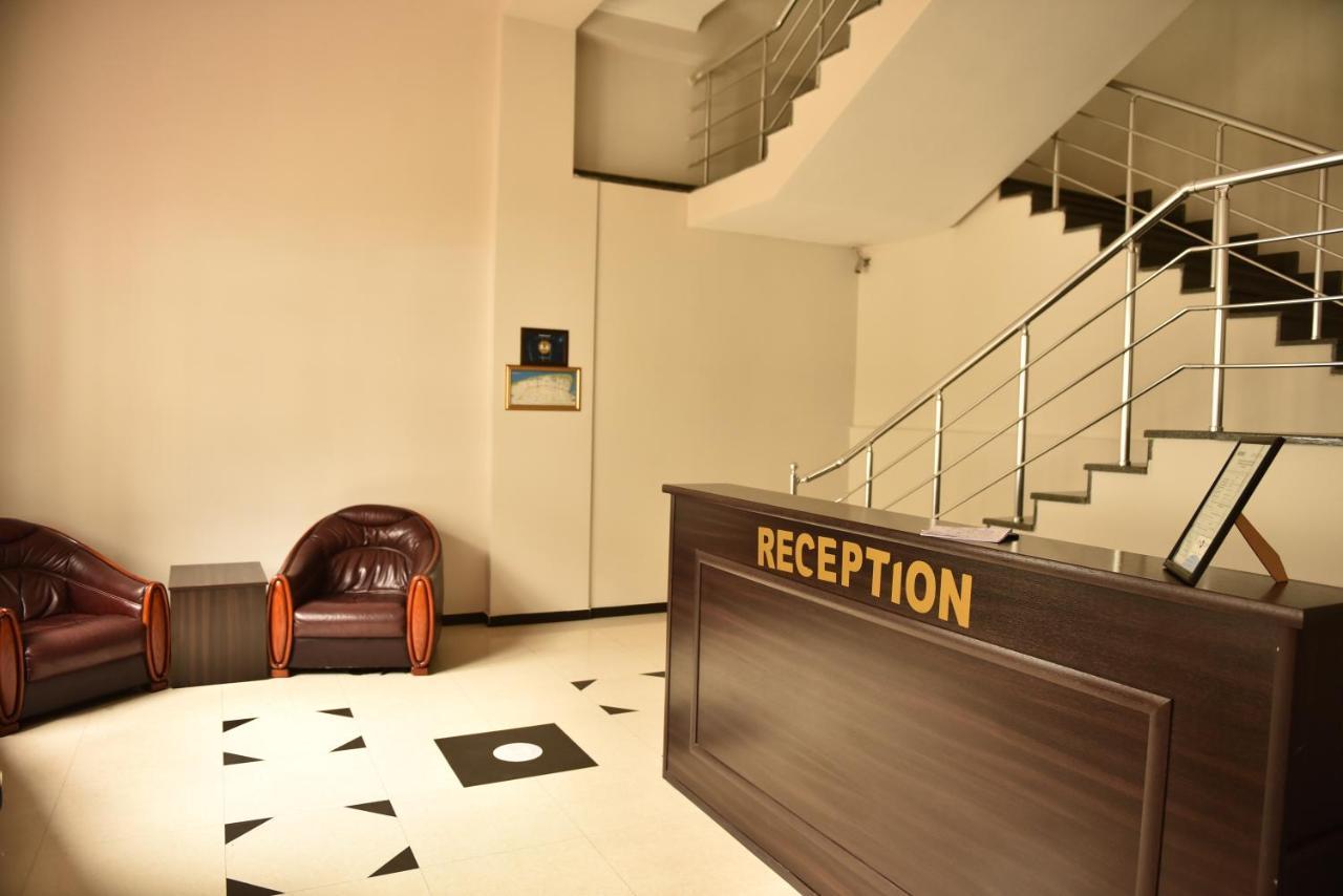 Prime Hotel Batumi Eksteriør billede