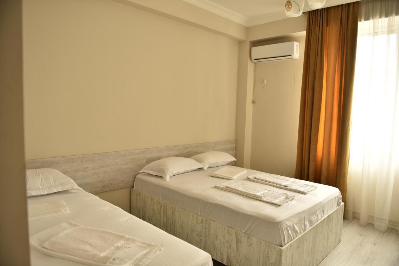 Prime Hotel Batumi Eksteriør billede