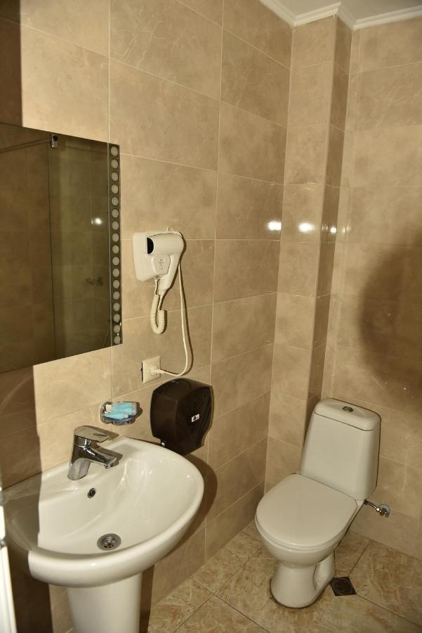 Prime Hotel Batumi Eksteriør billede